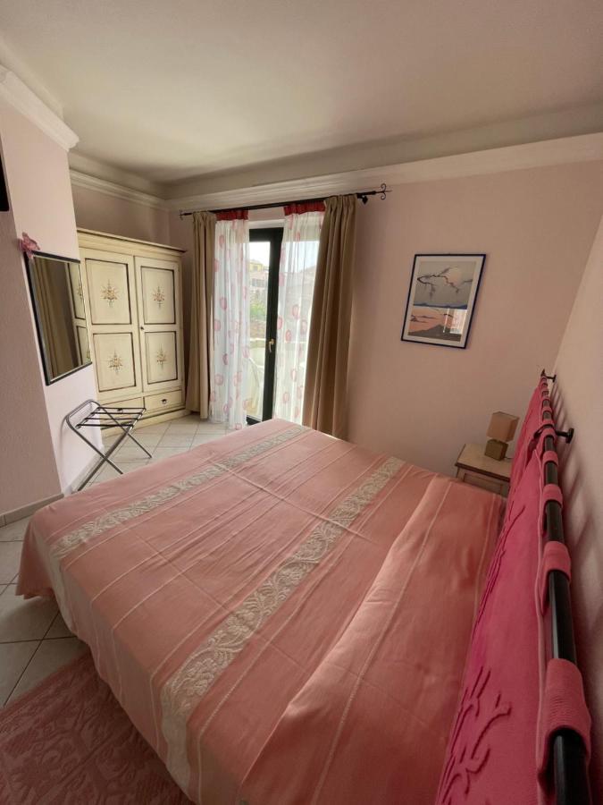 B&B Le Farfalle Palau Eksteriør billede