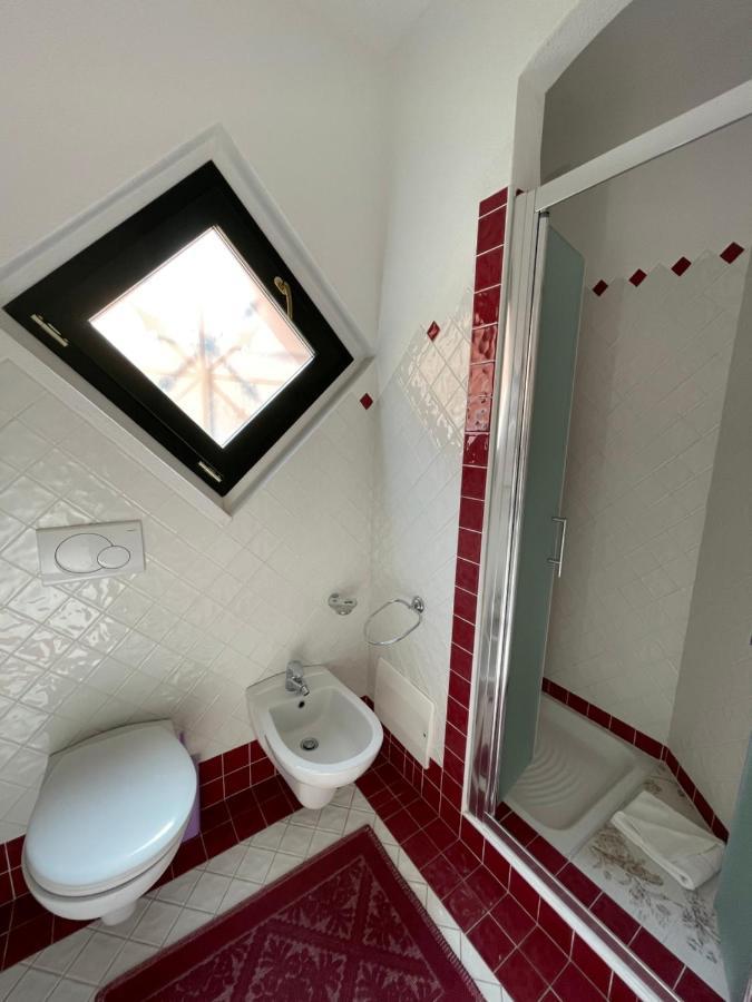 B&B Le Farfalle Palau Eksteriør billede